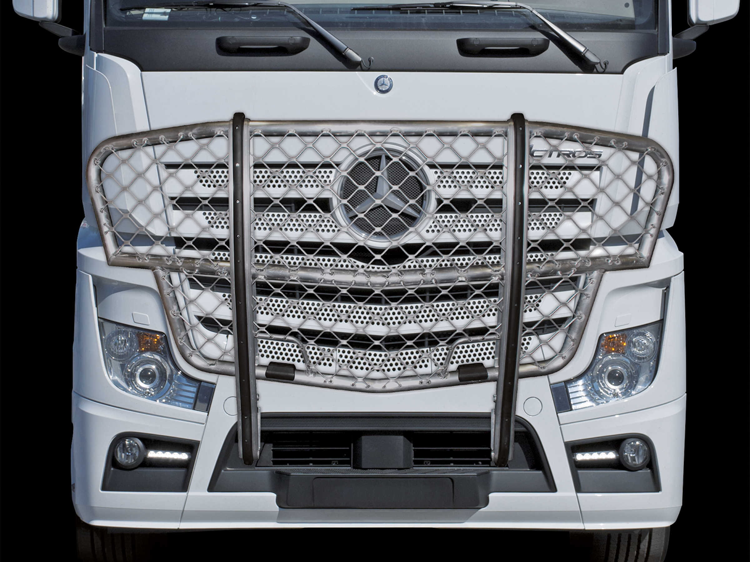 Mercedes Actros MP4 & MP5  wide cabs: Trux BullBar Highway -  Jumbo-Fischer Webshop