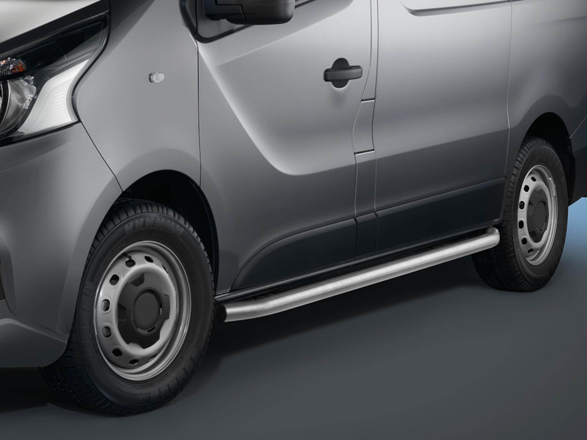 Renault Trafic COBRA CITYGUARD® | | Opel Nissan Jumbo-Fischer & short Vivaro & Talento side & without wheelbase: Fiat steps - Primastar Webshop NV300 